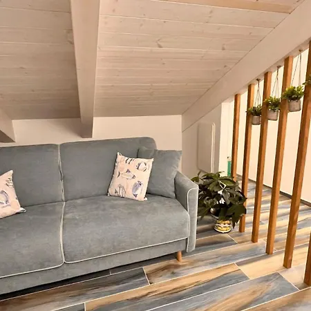 Mansarda Oblique Maiori