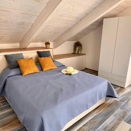 Mansarda Oblique * Maiori