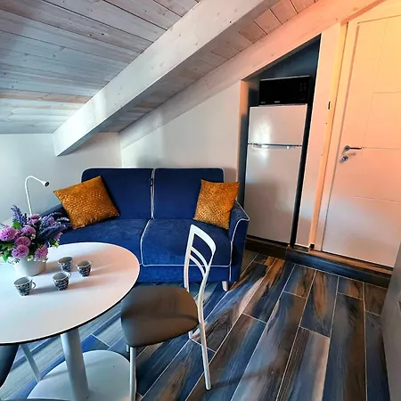 Mansarda Oblique Maiori