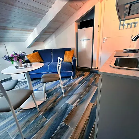 Mansarda Oblique * Maiori